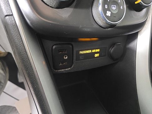 Used 2019 Chevrolet Trax LT w/ LT Convenience Package image 21