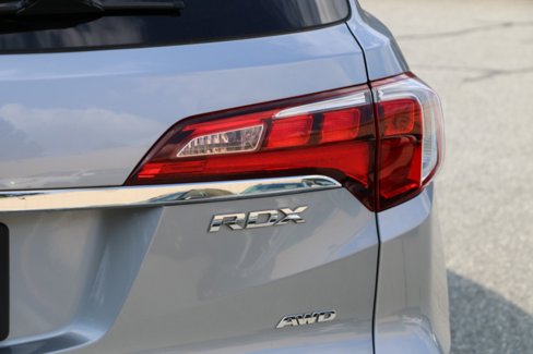 Used 2016 Acura RDX AWD w/ Technology Package image 7