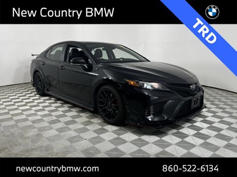 Used 2024 Toyota Camry image 1