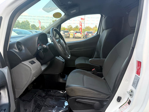 Used 2018 Nissan NV200 SV w/ Navigation Package image 15