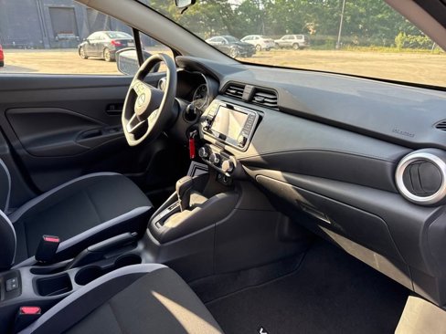 New 2025 Nissan Versa S w/ Trunk Package image 40