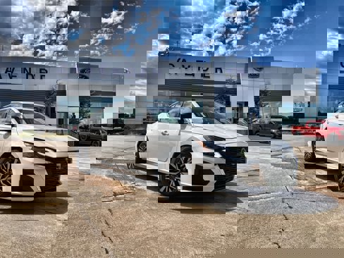Used 2024 Nissan Altima 2.5 SV image 10