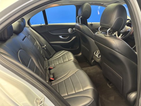 Used 2016 Mercedes-Benz C 300 Sedan image 27