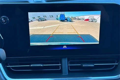New 2025 Chevrolet Trax ACTIV w/ Sunroof Package image 25