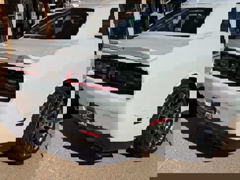 Used 2016 Dodge Challenger SRT w/ Technology Group image 16