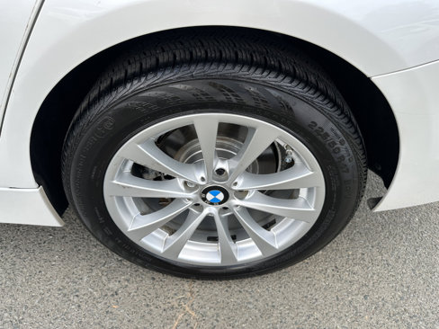 Used 2016 BMW 320i Sedan image 17