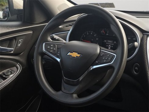 Used 2023 Chevrolet Malibu LT image 18