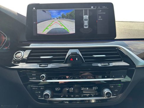 Used 2023 BMW 540i xDrive w/ M Sport Package image 29
