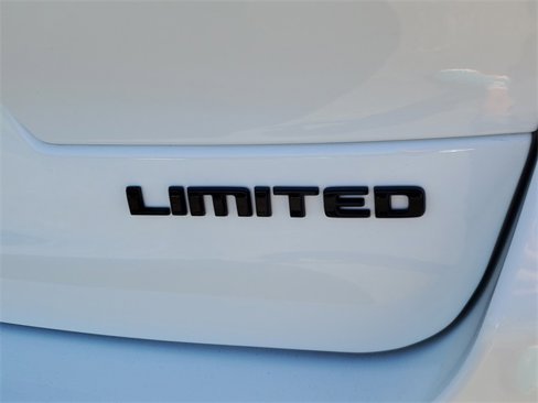 New 2025 Jeep Grand Cherokee L Limited w/ Black Appearance Package image 5