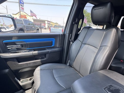 Certified 2018 RAM 1500 Sport w/ Hydro Blue Sport Package image 17