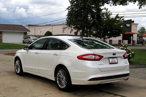 Used 2014 Ford Fusion SE w/ Equipment Group 202A image 7