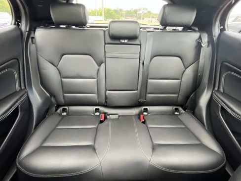 Used 2019 Mercedes-Benz GLA 250 4MATIC image 30