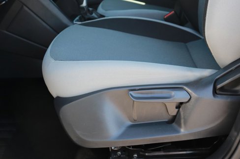 Used 2024 Volkswagen Taos S image 9