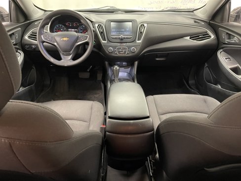Used 2018 Chevrolet Malibu LS image 23