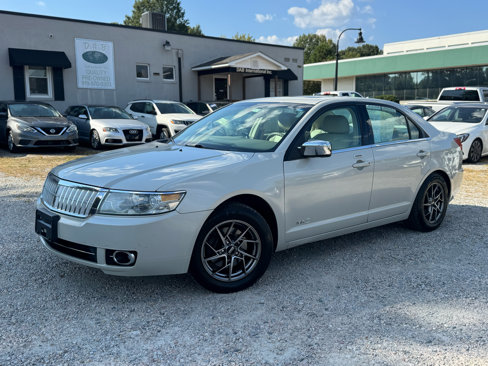 Used 2008 Lincoln MKZ AWD image 1