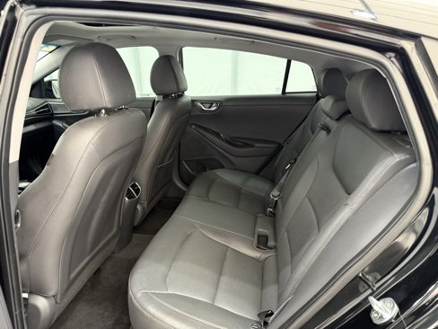 Used 2020 Hyundai Ioniq Limited image 13