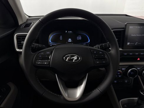 New 2025 Hyundai Venue SEL image 26
