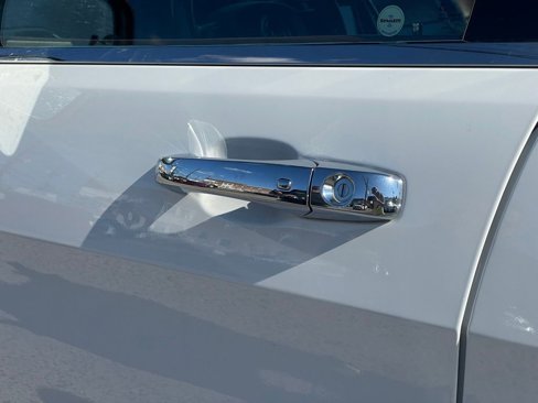 Used 2017 Jeep Grand Cherokee Summit image 33