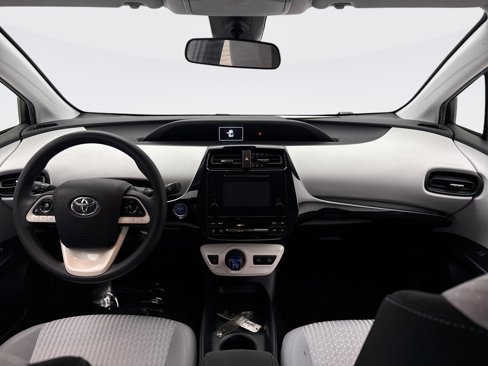 Used 2017 Toyota Prius Two image 14
