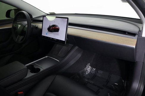 Used 2022 Tesla Model 3 Long Range image 9