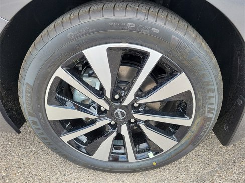 New 2025 Nissan Sentra SV w/ SV Premium Package image 14