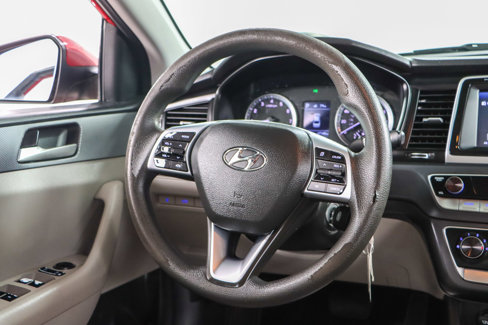 Used 2019 Hyundai Sonata SE image 12