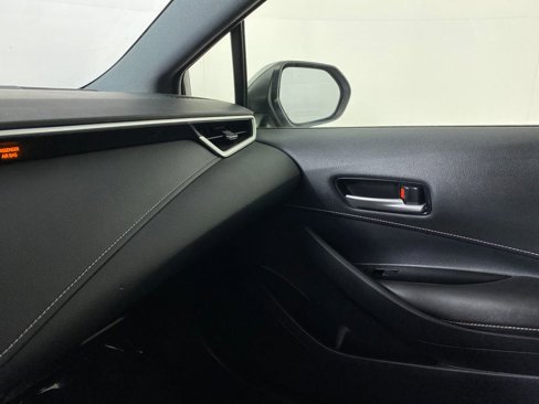 Used 2019 Toyota Corolla SE image 19
