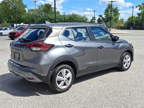 Used 2024 Nissan Kicks S image 10