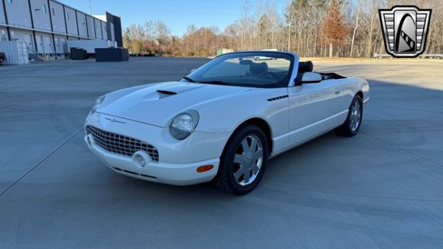 Used 2002 Ford Thunderbird image 25
