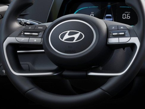 New 2025 Hyundai Elantra Sport image 15