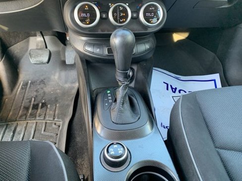 Used 2016 FIAT 500X Easy image 22