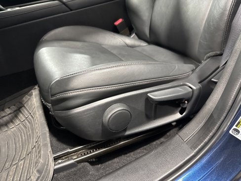Used 2022 MAZDA MAZDA3 s image 28
