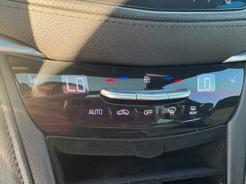 Used 2018 Cadillac XT5 Luxury w/ Driver Awareness Package image 20