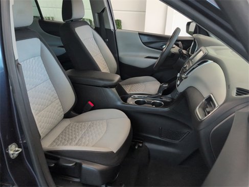 Used 2018 Chevrolet Equinox LS image 16