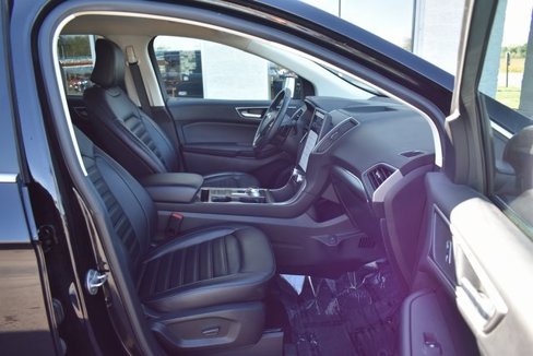 Used 2022 Ford Edge SEL w/ Convenience Package image 45