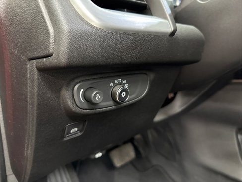 Used 2018 GMC Terrain SLE w/ Driver Convenience Package image 40