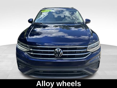 Used 2022 Volkswagen Tiguan SE image 8