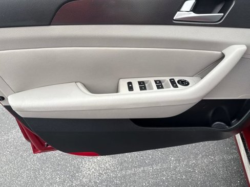 Used 2015 Hyundai Sonata Sport image 9