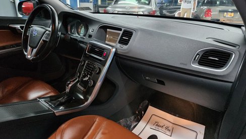 Used 2014 Volvo S60 T5 image 13