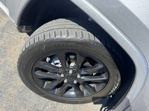 Used 2020 Jeep Grand Cherokee Altitude image 15