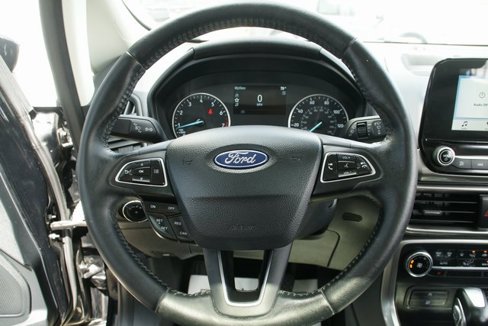 Used 2018 Ford EcoSport SE image 16