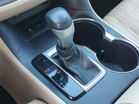 Used 2018 Toyota Highlander Plus image 22