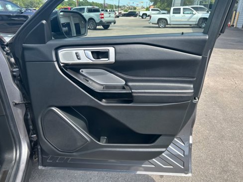 Certified 2022 Ford Explorer ST w/ Equipment Group 401A image 31