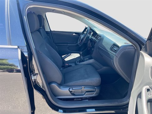 Used 2016 Volkswagen Jetta S image 25