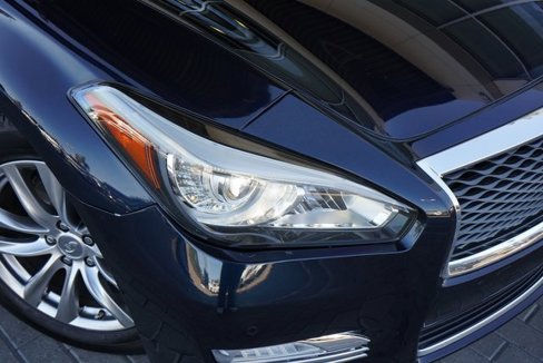 Used 2018 INFINITI Q70 Luxe image 13