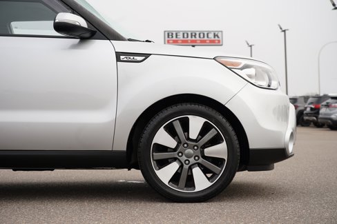 Used 2015 Kia Soul ! image 11