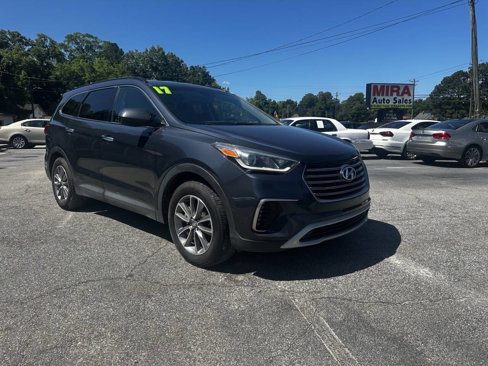 Used 2017 Hyundai Santa Fe SE image 8
