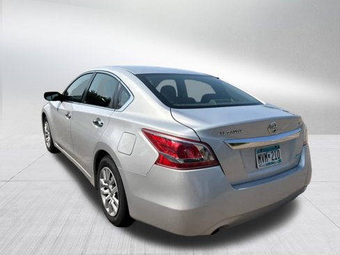 Used 2013 Nissan Altima 2.5 S image 4
