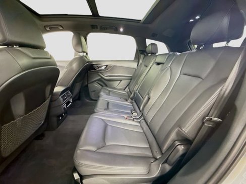 Used 2019 Audi Q7 3.0T Prestige image 26