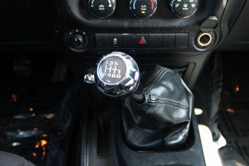 Used 2014 Jeep Wrangler Unlimited Sport image 19